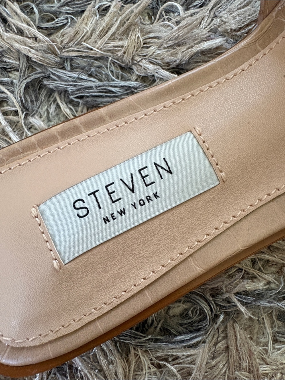 New! STEVEN New York Croc-Embossed Tan Slide Mules Size 6 - Picture 6 of 9